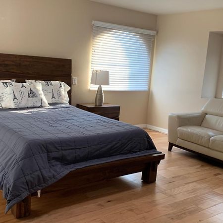 Pacific Breeze Right Next To Huntington Beach Pier! Steps From Beach!! Экстерьер фото